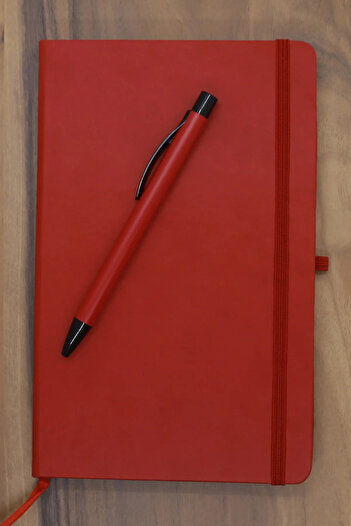 Halk Kitabevi Soft Leather Undated Agenda and Pencil Set
