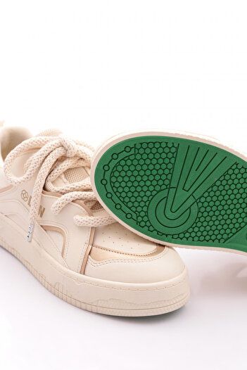 DGN Kadın Kalın Rahat Taban Bağcıklı Günlük Spor Ayakkabı Sneaker Gold Altın