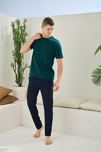 KLY Groom's Modern and Stylish 3-Piece Pajamas Set – Comfortable Design for Daily Wear