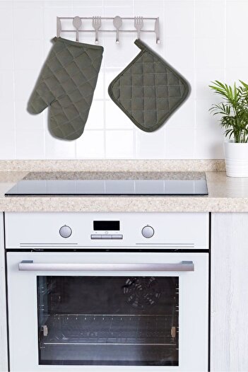 Home Oven Mitts and Pot Holders Set - (1 Mitt - 1 Pot Holder) - Fireproof and Heat Resistant