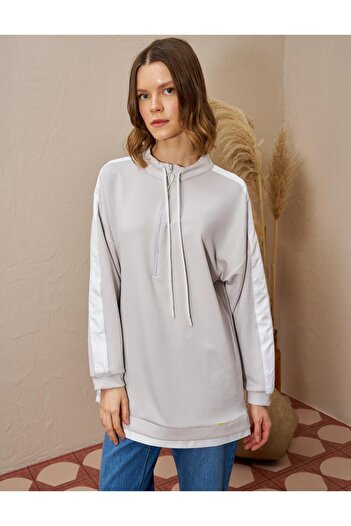 Kayra Semi Zipper Closed Scuba Sweatshirt Light Gray