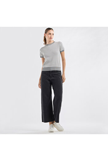 FAV Striped Crew Neck T-shirt With Short Sleeves