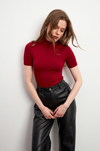Bipantolon Women's Burgundy Short Sleeve Blouse