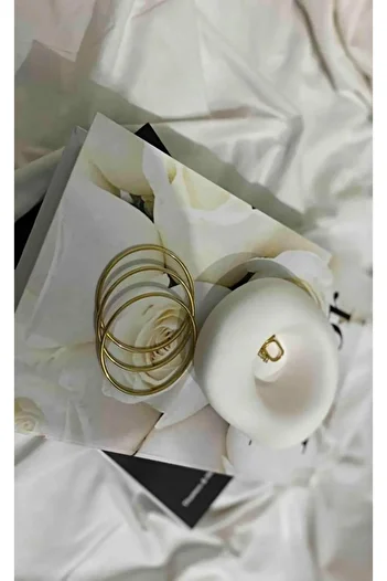 BigSale Hm Equivalent Textured Decorative Jewelry Plate