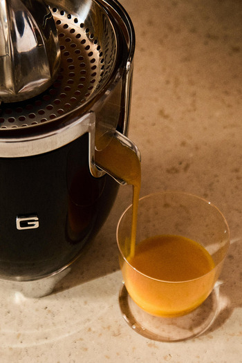 SMEG 50's Style Citrus Black Juicer - Cjf11Bleu
