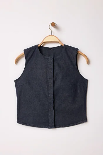 Trendyol Collection Dark Blue Crop Fitted Denim Vest Twoss25Ye00002