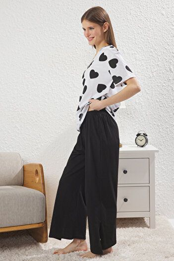 Trendyol Collection White-Multicolor Heart Single Jersey Knitted Pajamas Set Thmss25Pt00277