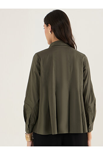Femmella By Styli Solid Pleated Spread Collar Shirt