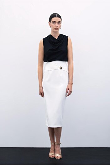 Sateen Buckle Detailed Pencil Skirt - Ecru
