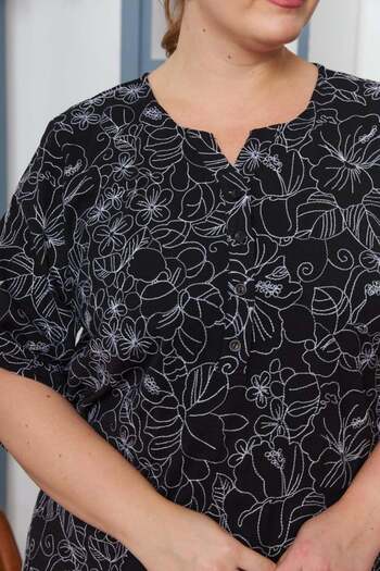 RMG Large Size Black Embroidered Flower Blut