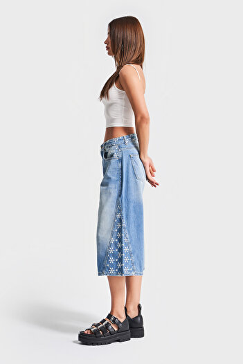 its basic Women's Blue Denim Color 2S5-75 Flower Embroidered Maxi Length Design Denim Shorts