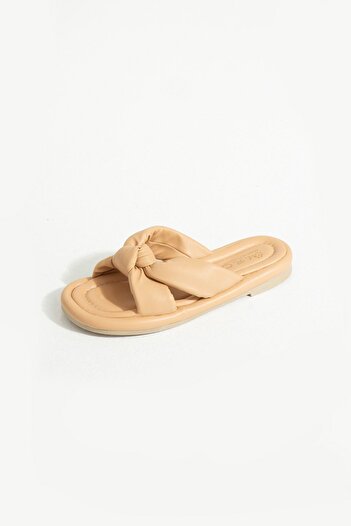 Pembe Potin Women's Nut Sandals