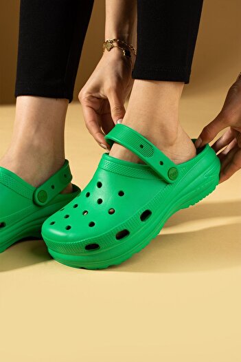 Pembe Potin Green Eva Women's Sandals - Comfortable Slippers for Sea, Beach, Doctor, Nurse and Hospital