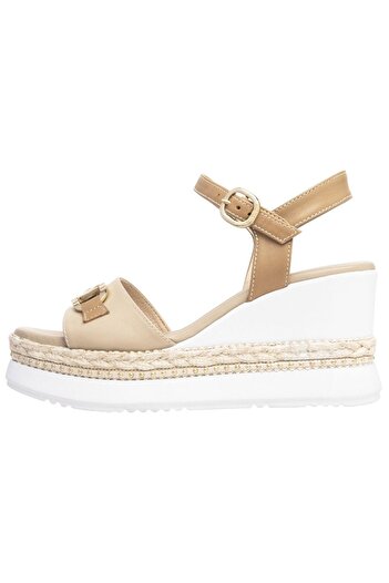 Nero Giardini sandals
