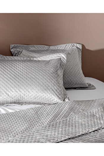 Madame Coco Boulogne Single Velvet Bedspread - Gray