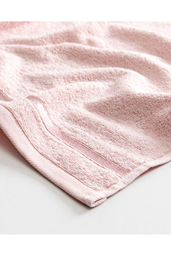 Madame Coco Maynor Border Flush Bath Towel