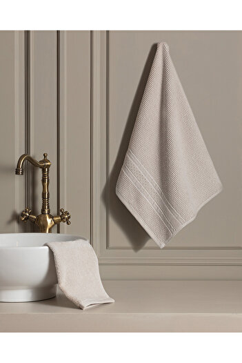 Madame Coco Alice Face Towel - Beige - 50x80 Cm