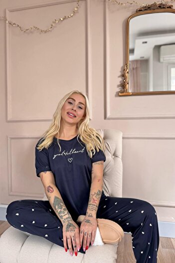 Pijamaevi Navy Blue Grateful Heart Patterned Bamboo Short Sleeve Women's Pajama Set