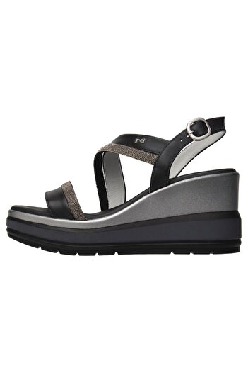 Nero Giardini sandals