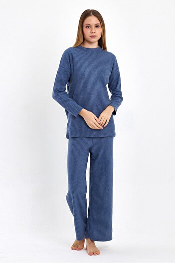 Oyga Women's Indigo Comfortable Oversize Pattern Interlock Thick Winter Fabric Casual Home Wear Pajama Set