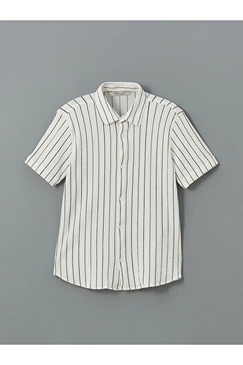LC Waikiki Lcw Vision White Short Sleeve Striped Boy's Shirt