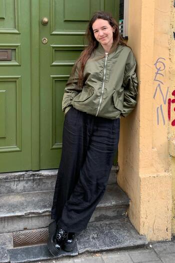 Madmext Schwarze Stoffhose mit weitem Bein und Kordelzug MG1950