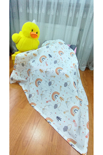 TetraRosa 1 Piece Rainbow Patterned 80X75 cm Muslin Cover