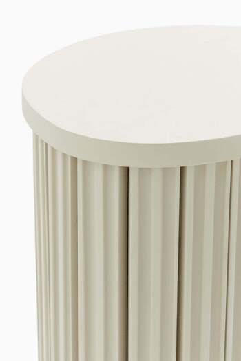 H&M Pedestal