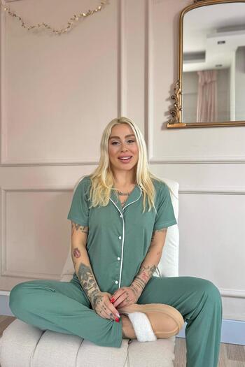 Pijamaevi Green Sofistic Front Buttoned Short Sleeve Women's Pajama Set