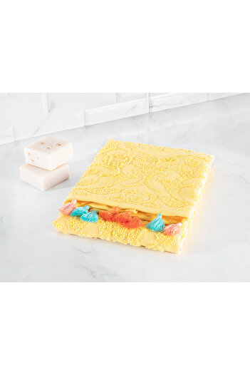 Madame Coco Giverny Face Patterned Towel