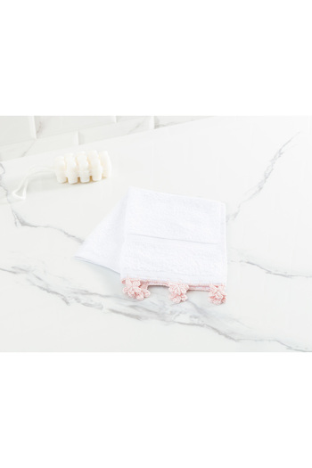 Madame Coco Ruth Crocheted Hand Towel