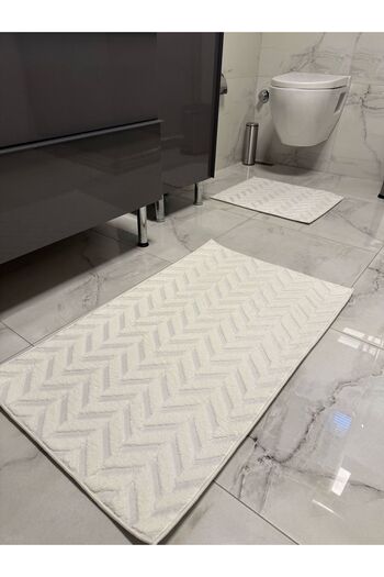 Coperta Home Embossed Non-Slip Base 2 Piece Bath Mat Set