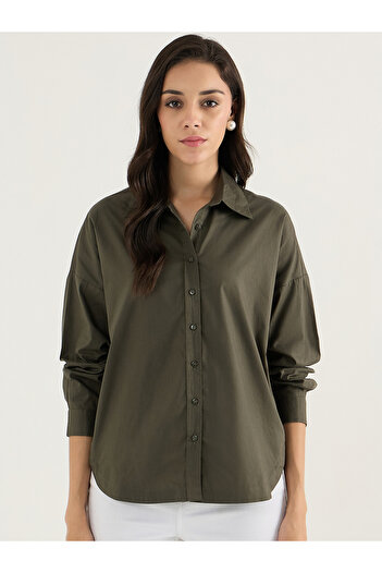 Femmella By Styli Solid Oversized Buttoned Spread Collar Shirt