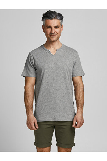 Produkt By Styli PKTGMS RET TEE SPLIT NECK SS
