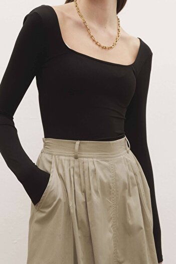 Hooopstore Lidia Pleated Detailed Sand Beige Skirt