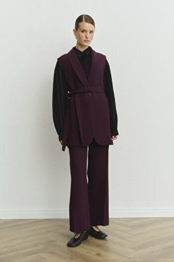 Hooopstore Burgundy Crepe Suit with Shawl Collar Vest