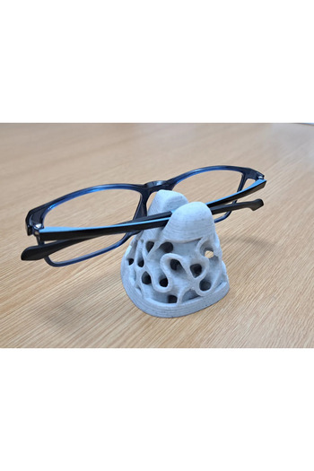 Cypnova Patterned Nose Shaped Glasses Stand
