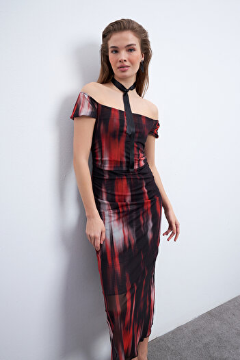 Know Women's Burgundy Black Pattern Boat Neck Lined Tulle Dress
