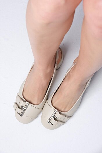 Mio Gusto Raina Skin Color Double Buckle Heeled Women's Shoes