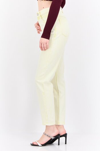 MANGO Woman Women Mom Fit Wash Non-Stretchable Denim, Yellow