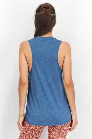 adidas Woman Regular Fit Crew Neck Sleeveless Training Shirts, Altered Blue Mel