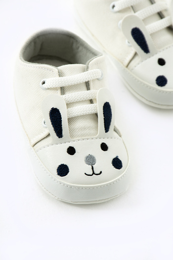 yummy kids First Step Lace-Up Rabbit Embroidered Non-Slip Sole Baby Booties