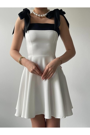 buğrahayalin Cloche Shoulder Bow Dress