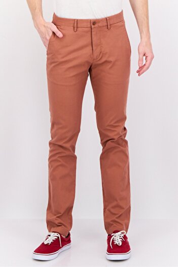 Tommy Hilfiger Men Slim Fit Solid Chino Pants, Brink