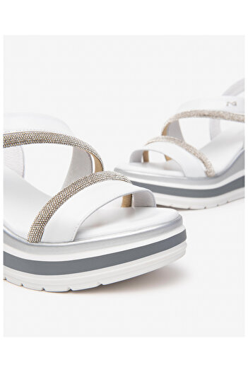 Nero Giardini sandals