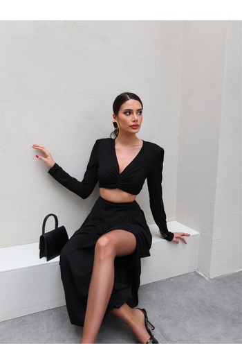 ESRAHELVACI Bustier Suit with Padded Shoulders