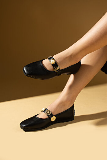 Pembe Potin Women's Ballerinas Black Buckle Banded Lightweight Comfortable Sole Stylish Casual Shoes