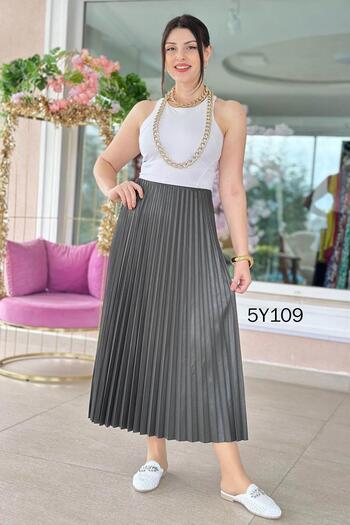 İnce Topuk Pleated Satin Skirt Model: 5Y109