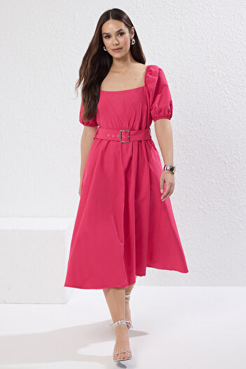 Trendyol Collection Φούξια μονόχρωμο μίντι υφαντό φόρεμα TWOSS23EL01123