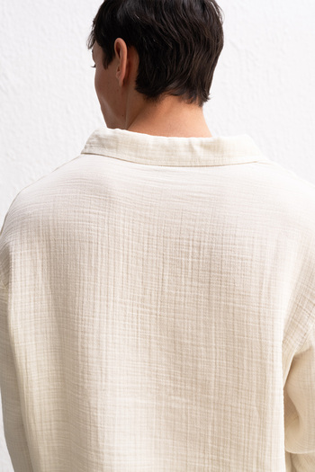 GIESTO Long Sleeve Beige Shirt with Buttons on the Collar